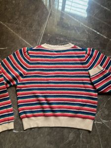 New Crewneck Sweater with Flower Applique