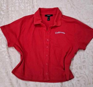 FOREVER 21 cropped red shirt