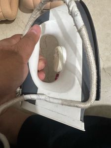 Wipro dry iron used but working