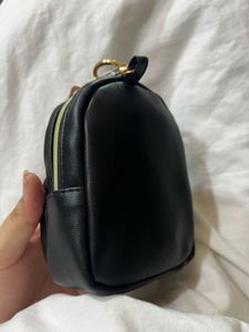 Cute Mini Backpack Charm🫠