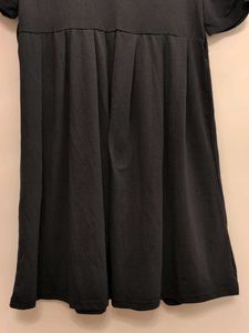 Cute Black Dress with puffed sleeves