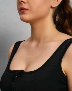 Black Front Zip Sports Bra