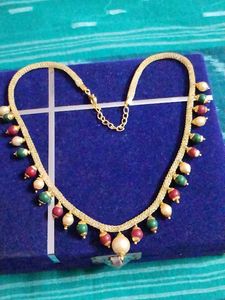 Beautiful Golden pearl Necklace New