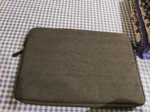 Strap LT Laptop Sleeve