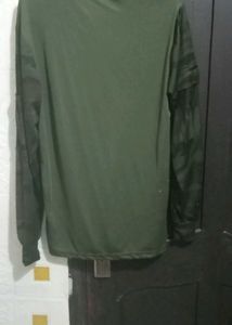 Men's Camouflage Long Sleeve Shirt (L size)