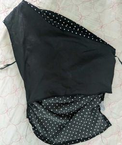 Chic Black Polka Dot One-Shoulder Top