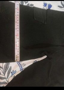 black Jean's w pockets
