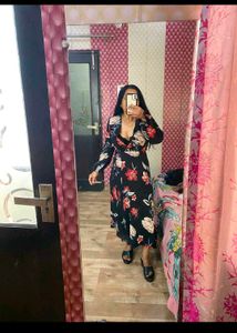 Chic Floral Wrap Midi Dress