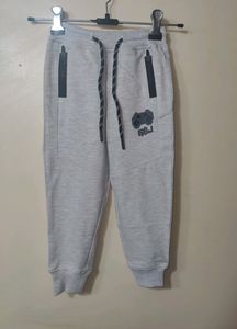 Gini & Jony Boys Grey Track Pant . New With Tag