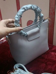 (Globus) Stylish Bag 🛍️