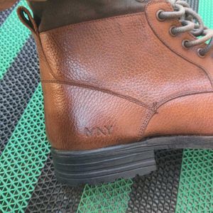 Leather Shoes / Boots
