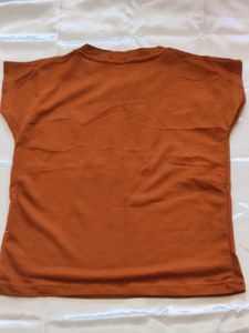 Tshirt and( shorts free)