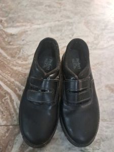 school black shoes