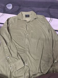 Men's Casual Button-Down Shirt