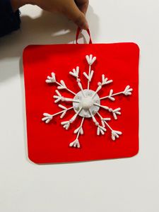 Brand new Christmas Reindeer N Snowflake