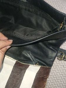 Stylish Striped Crossbody Bag