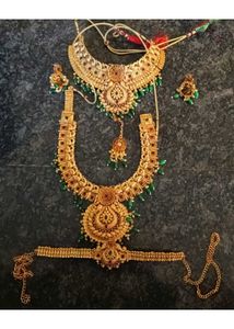 Gold With Green Drop Bridal Jewellery Set
