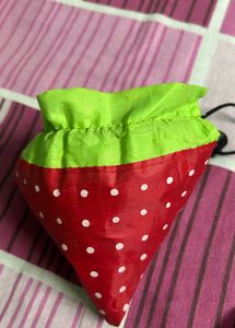 Strawberry Shape Foldable Tote Bag | COINS✅