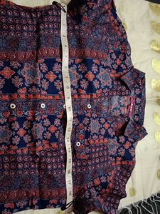 Patterned shirt for women