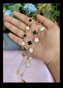 Elegant Clover Bracelet