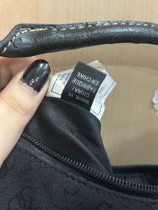 SALE Y2k Black Guess Mini Hand Bag + Charm free