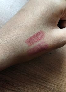 2 Lipstick Shades