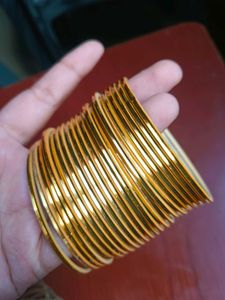 Plain Golden Metal Bangles