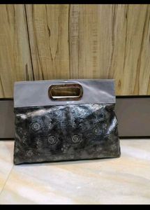 Stylish Fold-Over Clutch Bag
