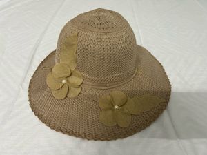 Women's Straw Hat with Flower Accents