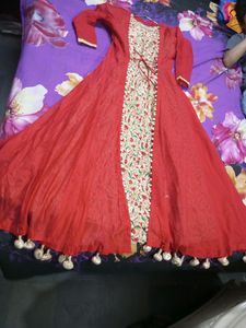 Very Beautiful Gawn With Sharug