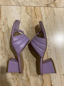 Stylish Lavender Slide Sandals