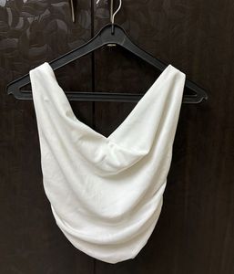 🎀 Minimal white off Shoulder Fitted To