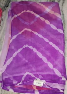 Leheriya saree😍