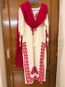Cream &amp; Red Embroidered Kurta Set