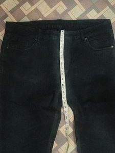 Black Jeans - Stylish &amp; Versatile