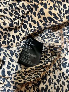 Leopard Print Ruffle Long Sleeve Top