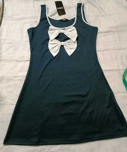 Chic Bow Detail Mini Dress