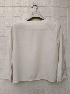 New with tag Chic Cream V-Neck Button-Up Shirt