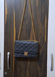 Chic Quilted Crossbody Bag