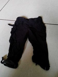 Black Capris