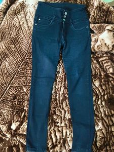 Stylish Dark Wash High-Waisted Jeans