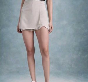 Chic Beige Wrap Skirt Shorts