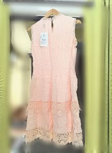 Chic Pink Lace Detail Dress