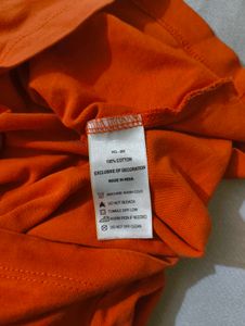 Levi's Orange Cropped T-Shirt