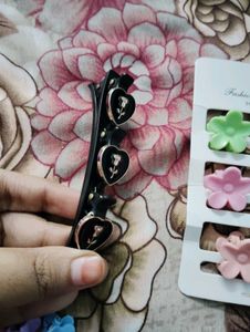 🔥SET OF 6🔥Cute Flower Hair Clips &amp; Accessories