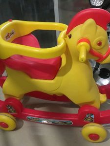 DASH MARCEL 2IN 1baby rocker cum ride one