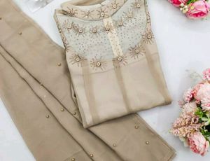 "Stunning Silver Georgette Gown with Dupatta Set - Perfect for Parties and Weddings ✨"