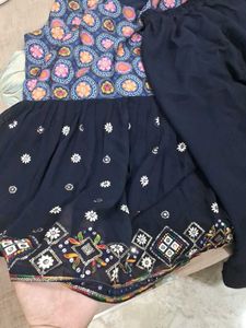 Short Pemplum With Plazoo