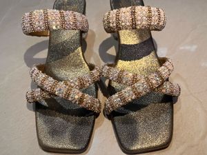 Traditional heels