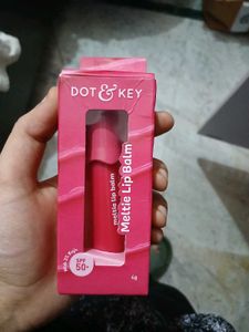 Dot & Key Lipstick Strawberry Glaze